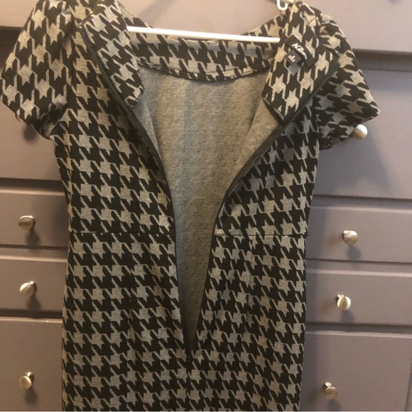 Houndstooth Dress - Picture 7 of 8